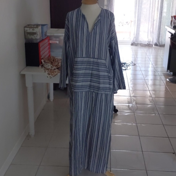 Tunic - Picture 2 of 3